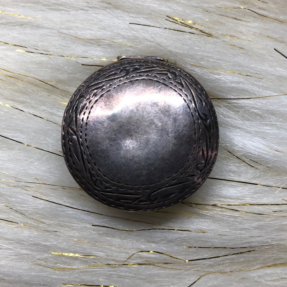 Vintage Silver Locket Style piece